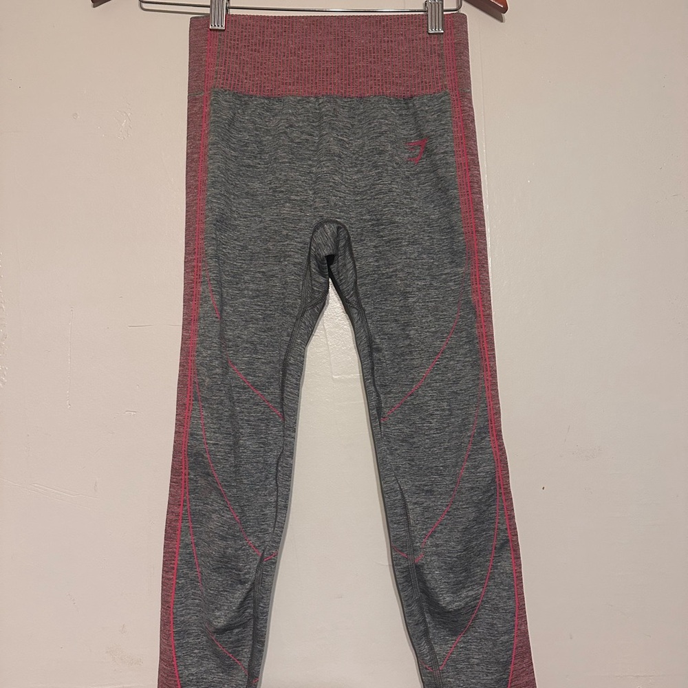 Gymshark Gray and Pink Leggings Sleek Stretchy Design